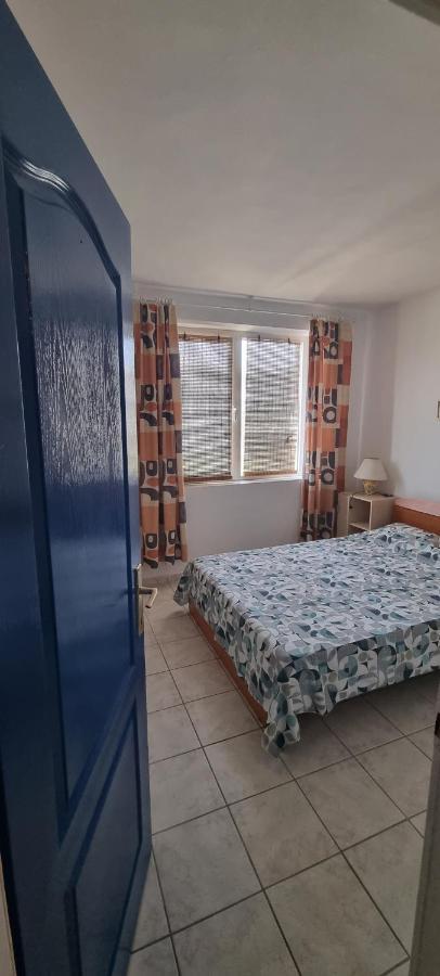 Central Apartament La Malul Marii 3 Camere & Living Mangalia Exterior photo